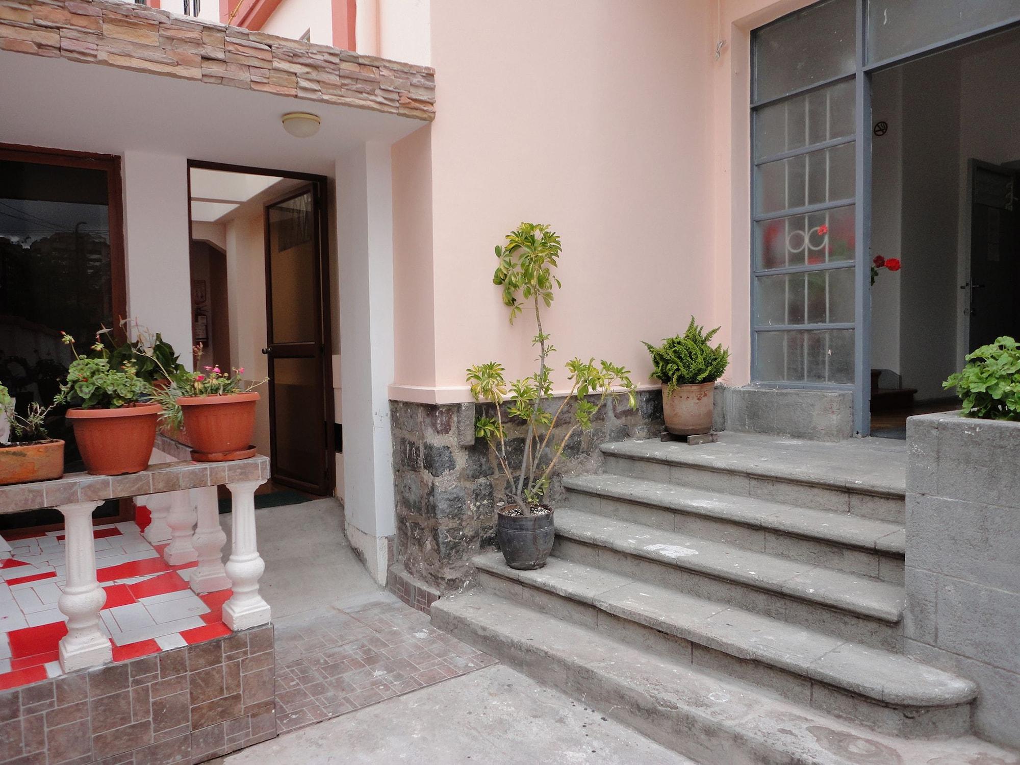 Hotel Rincon Escandinavo Quito Exterior foto